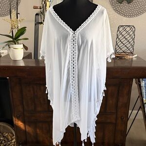 Chic White Crochet Women's Tunic